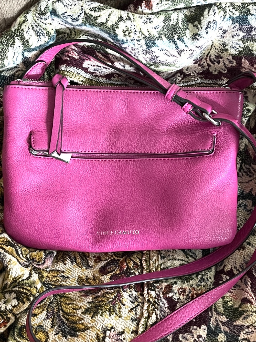 Vince Camuto Hot Magenta Fuchsia Pebbled Leather Shoulder Bag READ DESCRIP